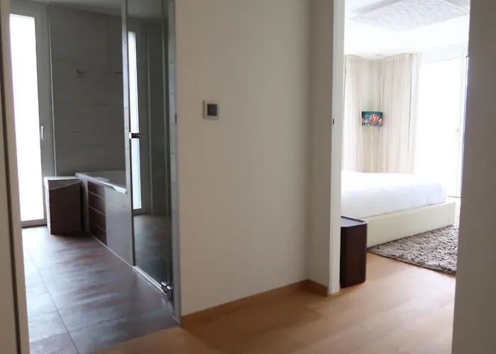 L'esplanade A3-8 By Interhome * 蒙特勒